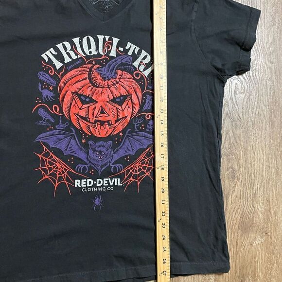 Red Devil Clothing TRIQUI TRI BLACK Tee Shirt Womens Junior size 2XL - Picture 6 of 6